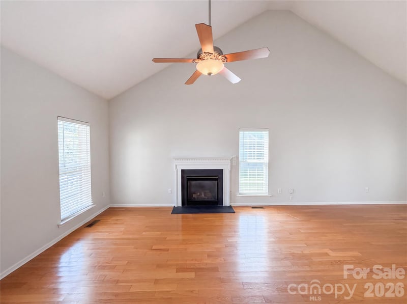 209 Silver Birch Ln, Mount Holly, NC 28120