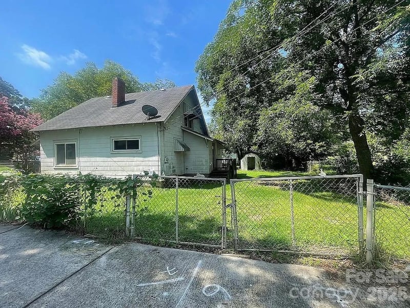 703 Spruce St, Mooresville, NC 28115