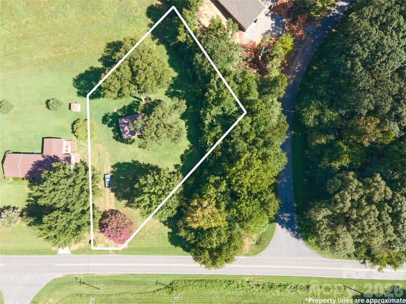 1566 Mocksville Hw, Cleveland, NC 27013