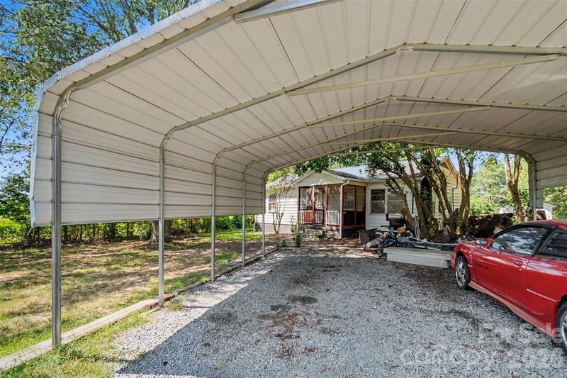 7218 Wolf Pond Rd, Monroe, NC 28112