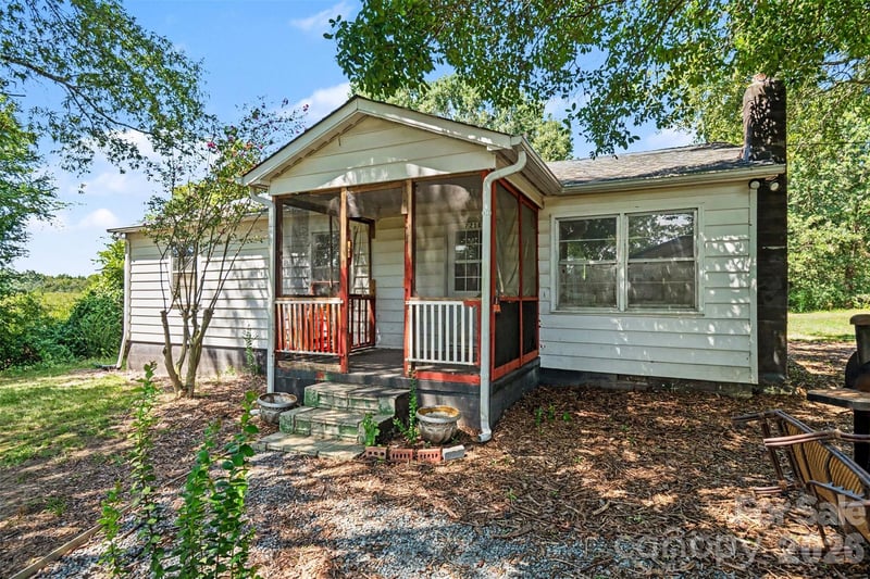 7218 Wolf Pond Rd, Monroe, NC 28112