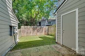 3322 Heathstead Pl, Charlotte, NC 28210