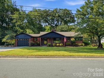 5701 Wilora Lake Rd, Charlotte, NC 28212