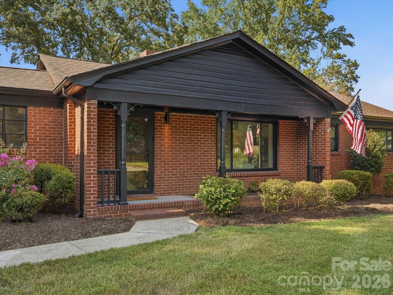 5701 Wilora Lake Rd, Charlotte, NC 28212