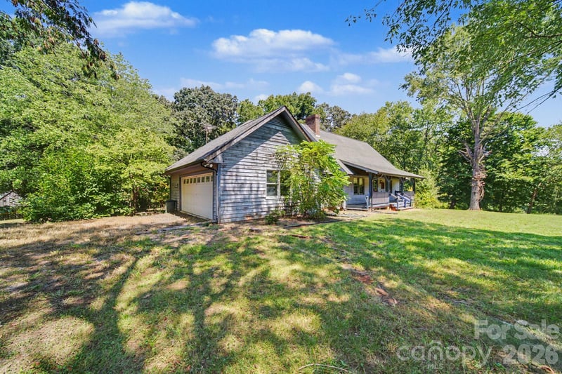 9393 Fisher Rd, Mount Pleasant, NC 28124