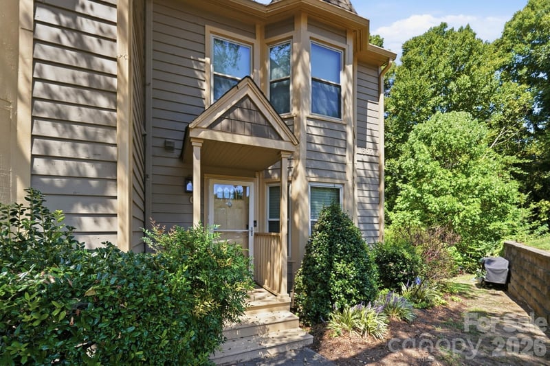 13820 Queens Harbor Rd, Charlotte, NC 28278