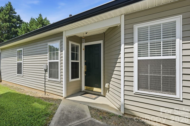 5816 Wallace Ave, Charlotte, NC 28212