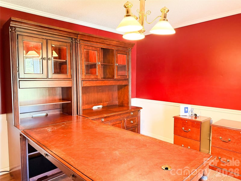 301 Starmount Dr, Statesville, NC 28677