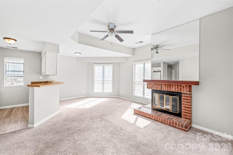8155 Cedar Glen Dr, Charlotte, NC 28212