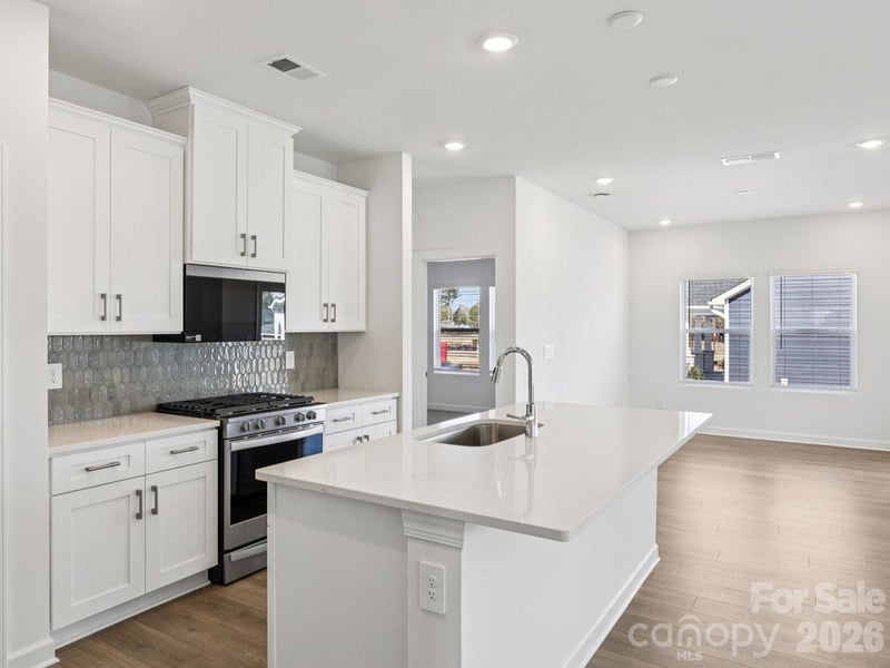 337 Hilsaw Ln, York, SC 29745
