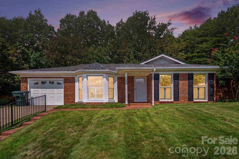 1912 Wexford Ct, Gastonia, NC 28054