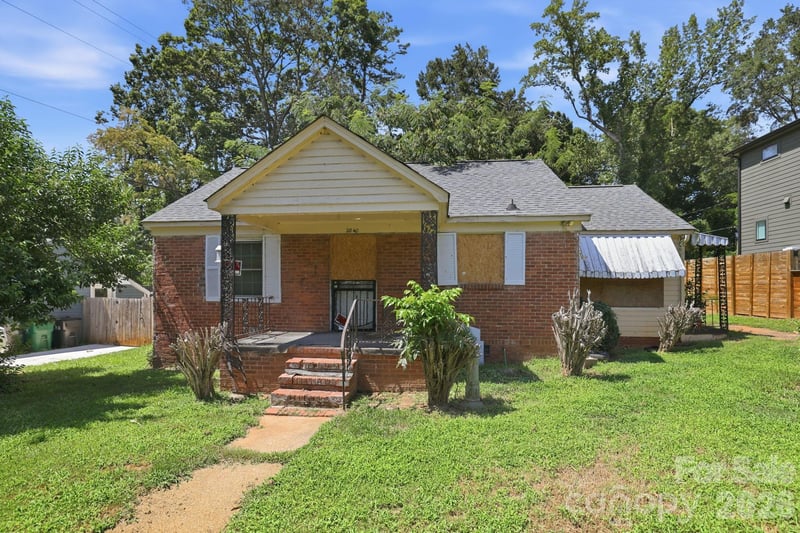 2840 Cowles Rd, Charlotte, NC 28208