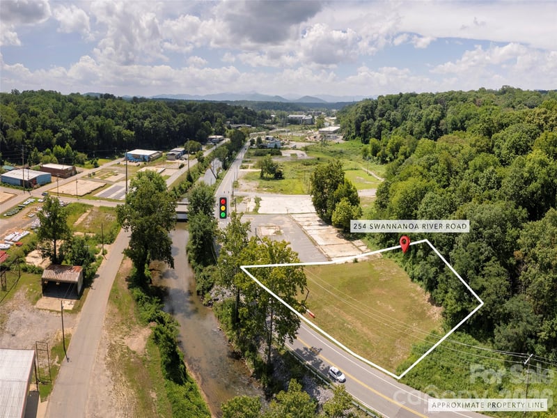 254 Swannanoa River Rd, Asheville, NC 28805