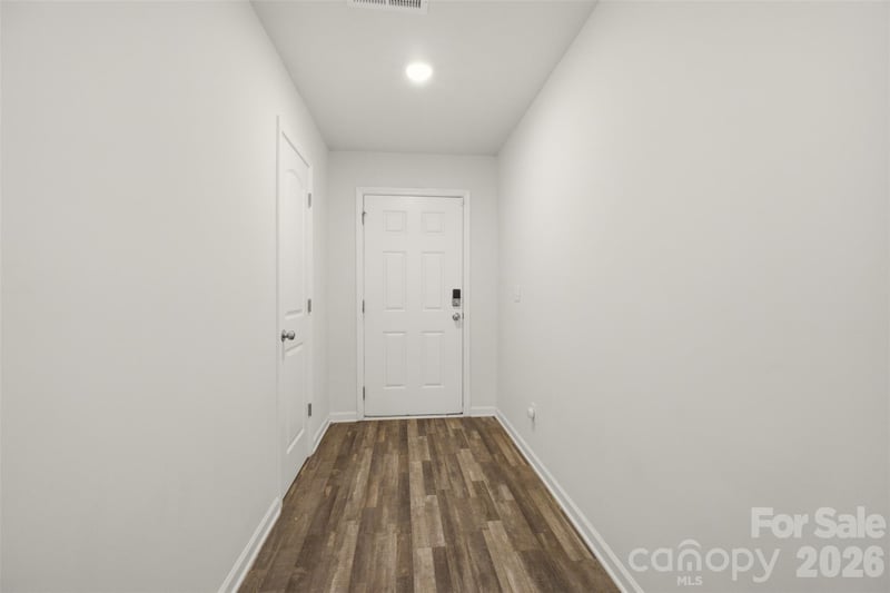 181 Four Andrews Dr, Harmony, NC 28634