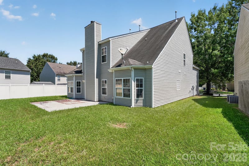 3006 Royal Troon Dr, Matthews, NC 28104