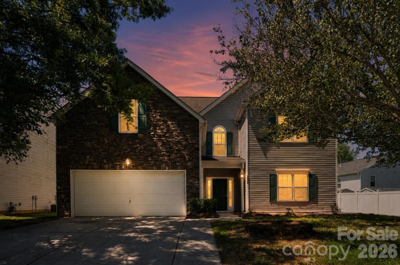 3006 Royal Troon Dr, Matthews, NC 28104
