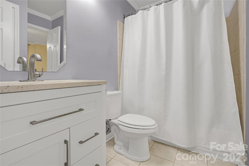 525 N Graham St #3F, Charlotte, NC 28202