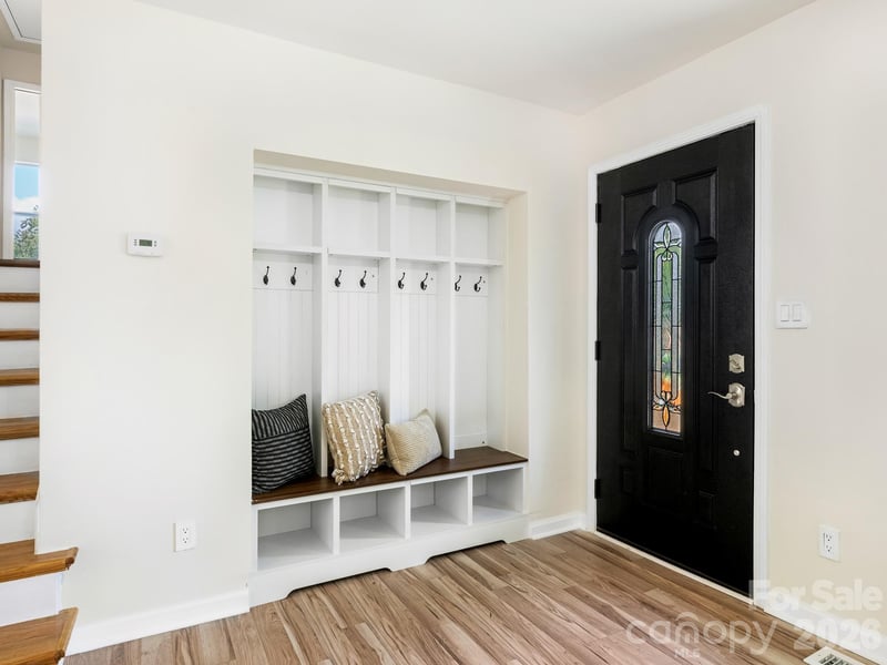 421 Vickery Dr, Charlotte, NC 28215