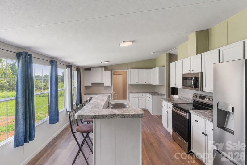 1633 N Brook 3 School Rd, Vale, NC 28168
