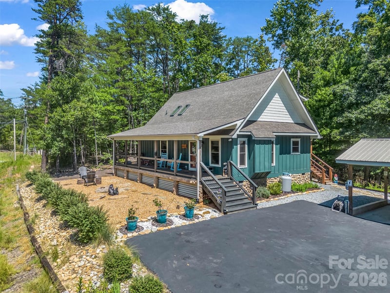 1050 Buffalo Shoals Rd, Lake Lure, NC 28746
