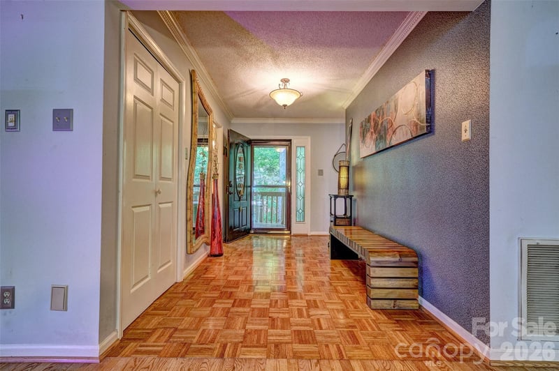 9 Cove Rd, Lake Wylie, SC 29710