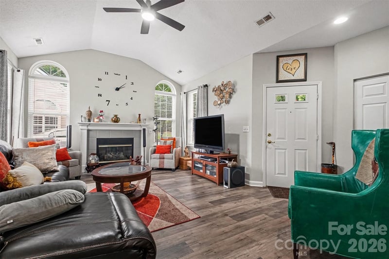 8057 Sultana Cir, Charlotte, NC 28227