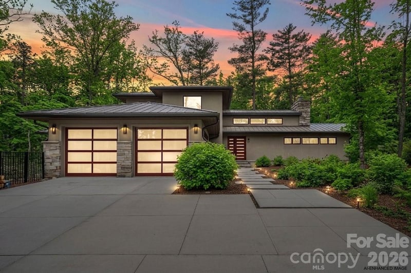 27 Hawberry Ct, Asheville, NC 28805