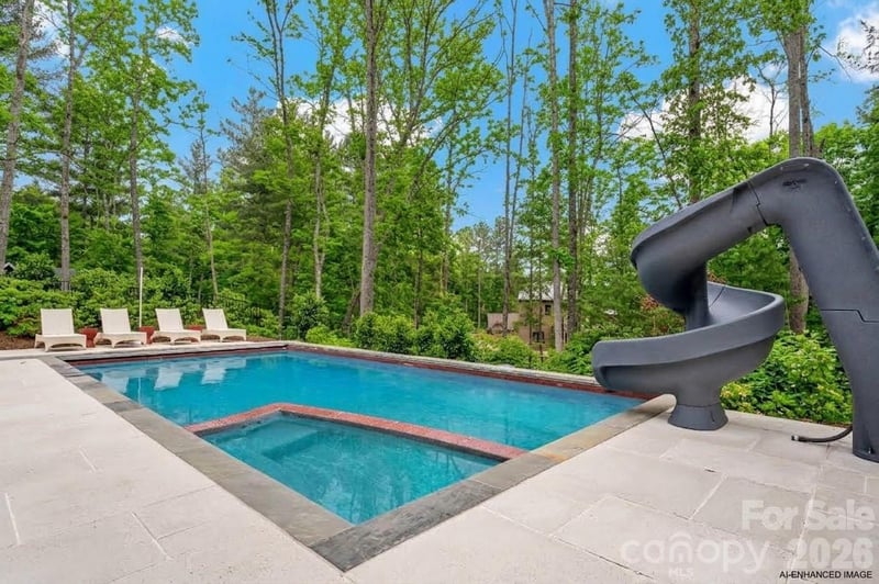 27 Hawberry Ct, Asheville, NC 28805