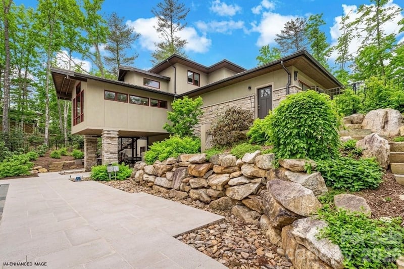 27 Hawberry Ct, Asheville, NC 28805