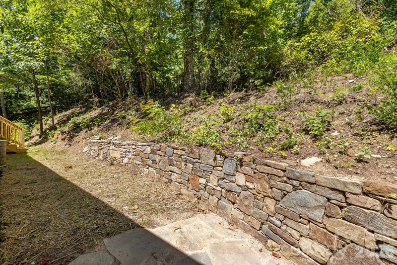 81 Spring Mountain Rd, Fairview, NC 28730