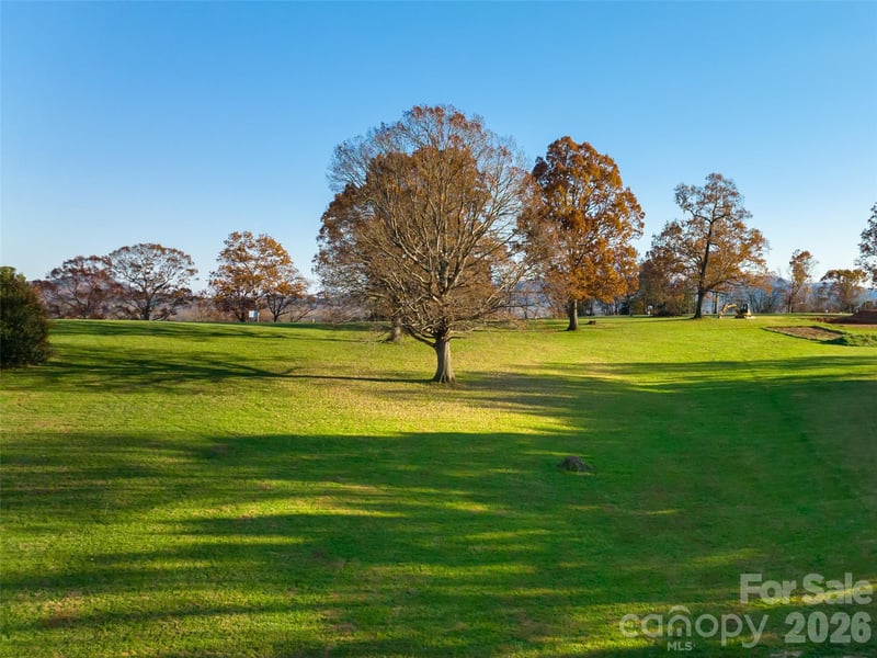 207 Soapstone Trl #70, Mills River, NC 28759