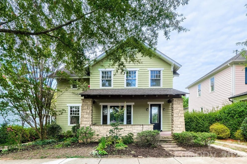 1006 Assembly St, Belmont, NC 28012