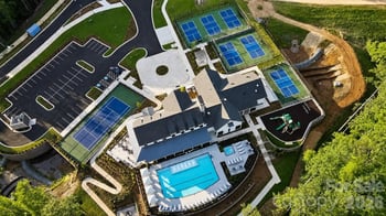 5132 Glenwalk Dr, Charlotte, NC 28269