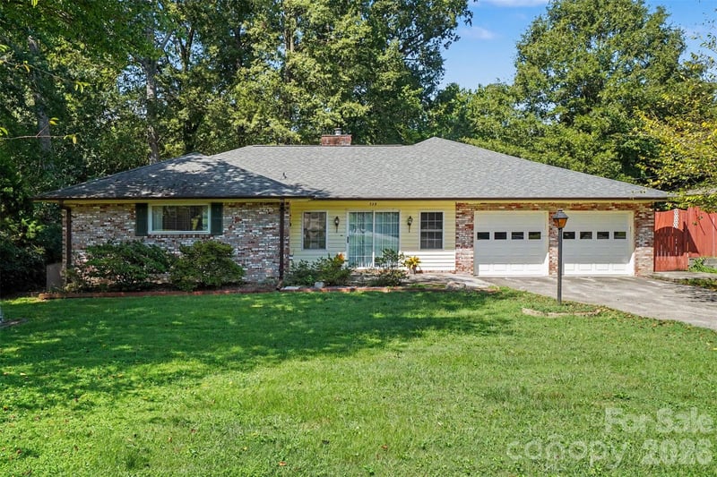 328 Brookwood Dr, Salisbury, NC 28146