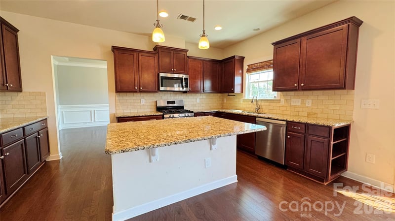 2082 Feldspar Dr, Davidson, NC 28036