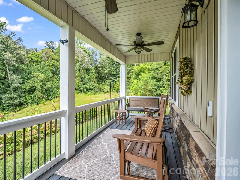 39 Village Overlook Loop, Swannanoa, NC 28778