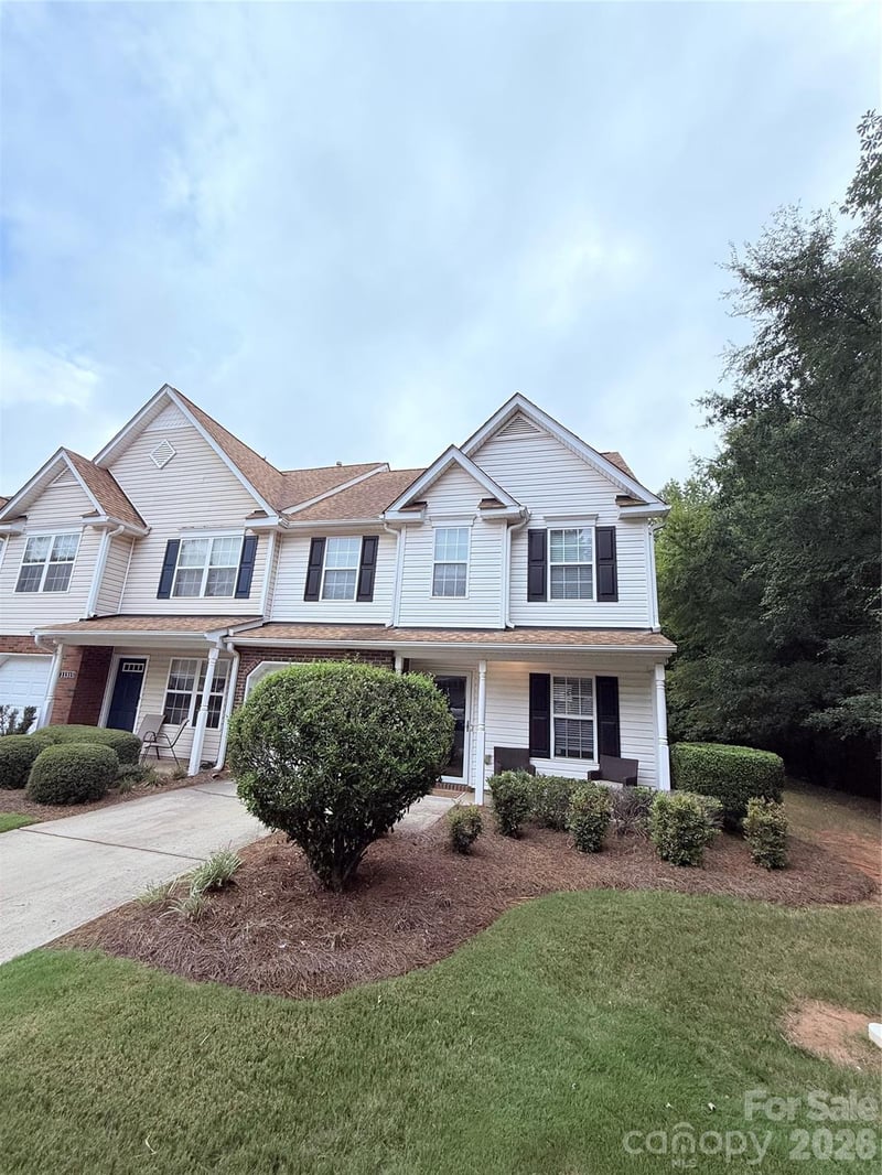 11319 Morgan Valley Ln, Charlotte, NC 28270