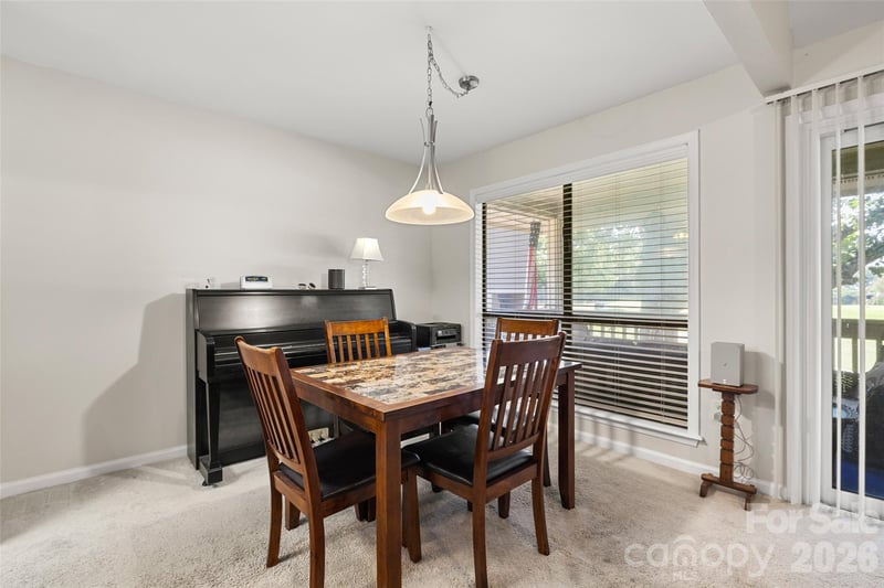 7912 Greenside Ct, Charlotte, NC 28277