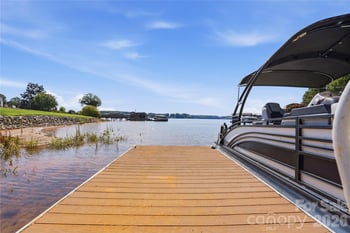 332 Shoreline Loop, Mooresville, NC 28117