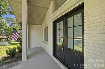332 Shoreline Loop, Mooresville, NC 28117