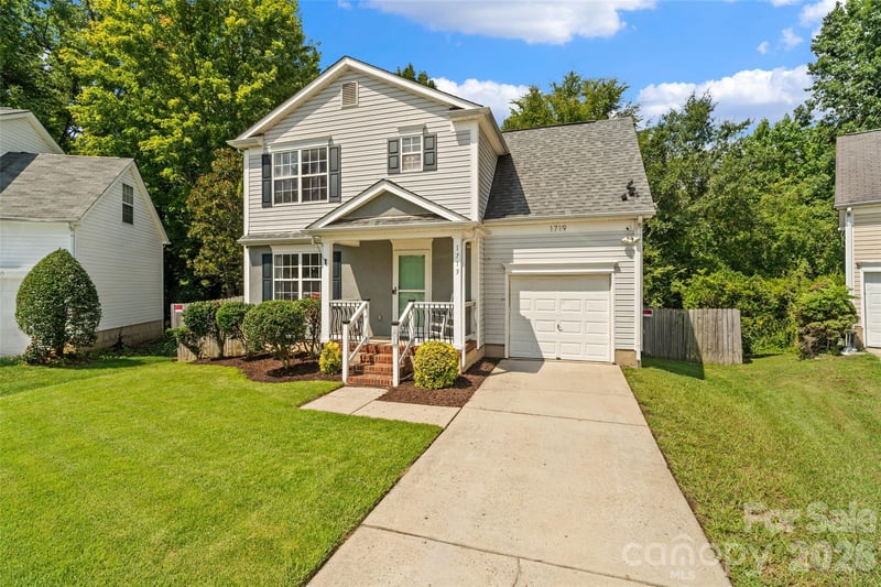 1719 Oleander Hill Ct, Charlotte, NC 28214