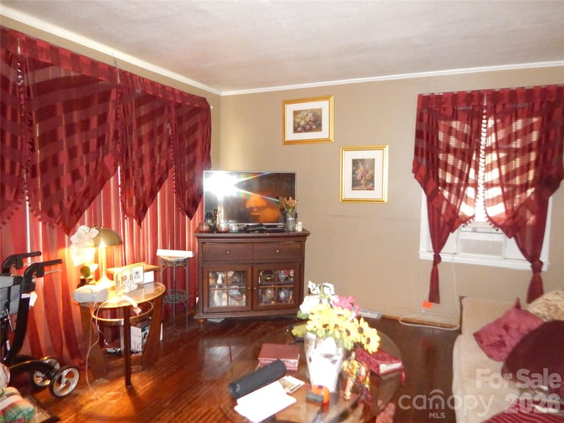 2516 Booker Ave, Charlotte, NC 28216