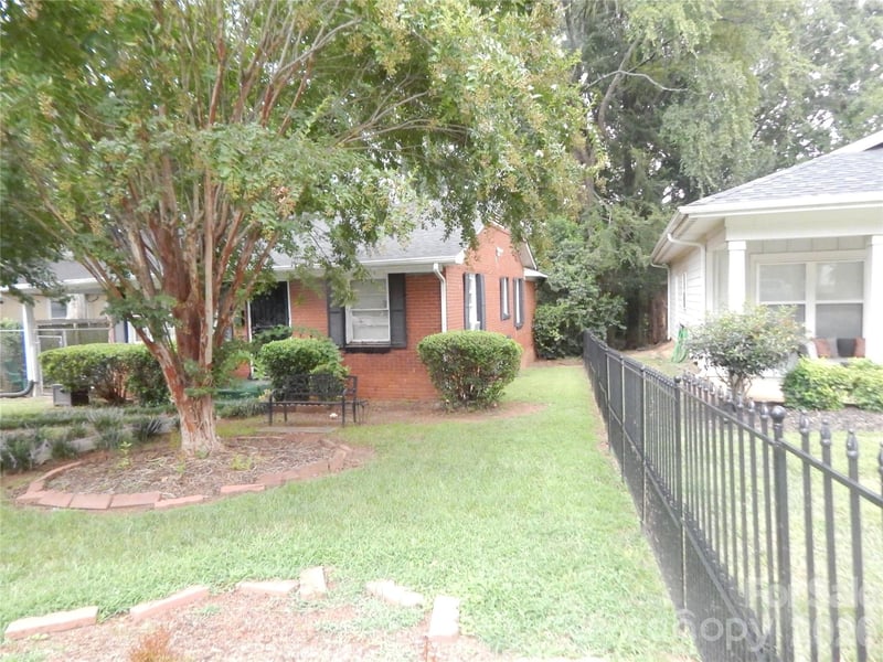 2516 Booker Ave, Charlotte, NC 28216