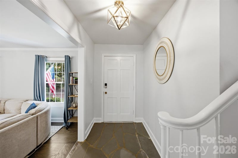 1724 Delchester Dr, Charlotte, NC 28210