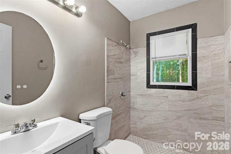 2516 Remington St, Charlotte, NC 28216