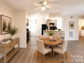 7220 Winery Ln, Charlotte, NC 28227