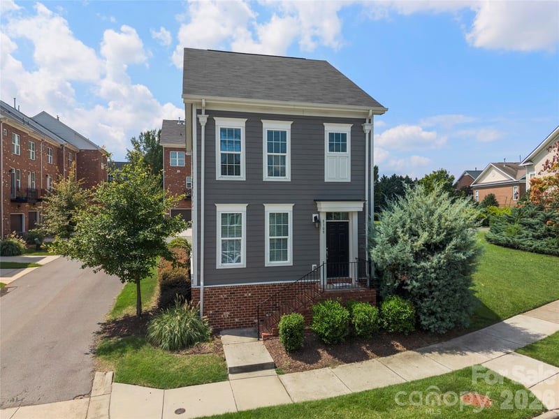 8309 Scotney Bluff Ave, Charlotte, NC 28273
