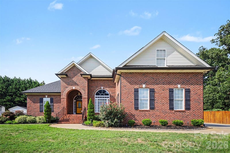 2013 Buckthorn Ct, Gastonia, NC 28056