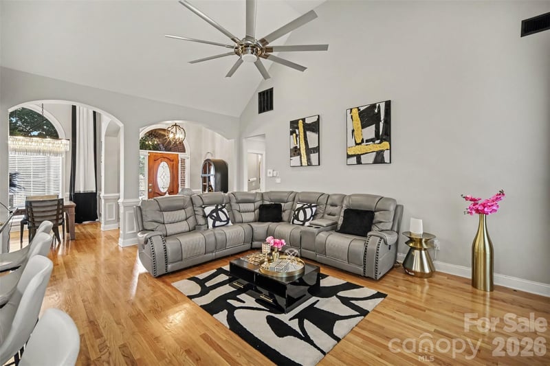 2013 Buckthorn Ct, Gastonia, NC 28056