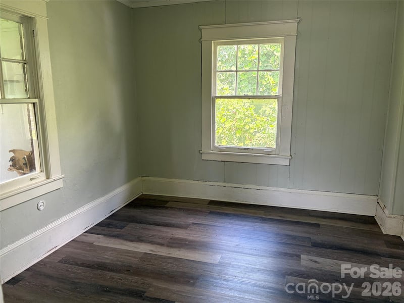 150 Woodlawn Dr, Statesville, NC 28677